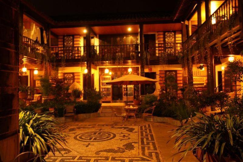 Lijiang Wangjia Courtyard Inn Exterior foto